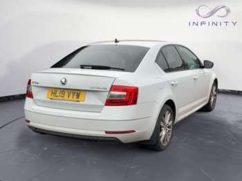 Used Skoda Octavia 2019 for sale - 75456169: Photo