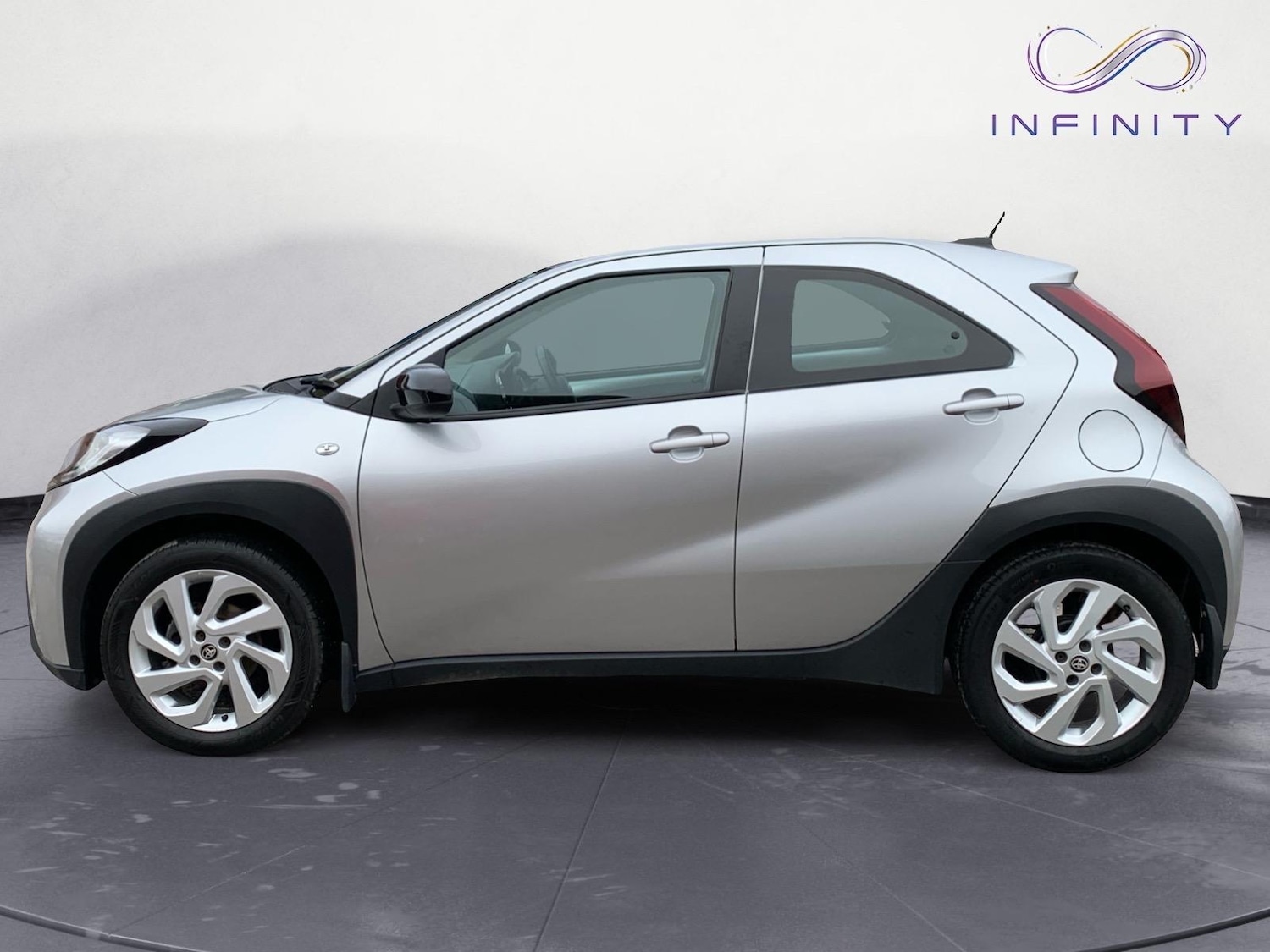 Used Toyota Aygo X 2023 for sale - 77592403: Photo 4