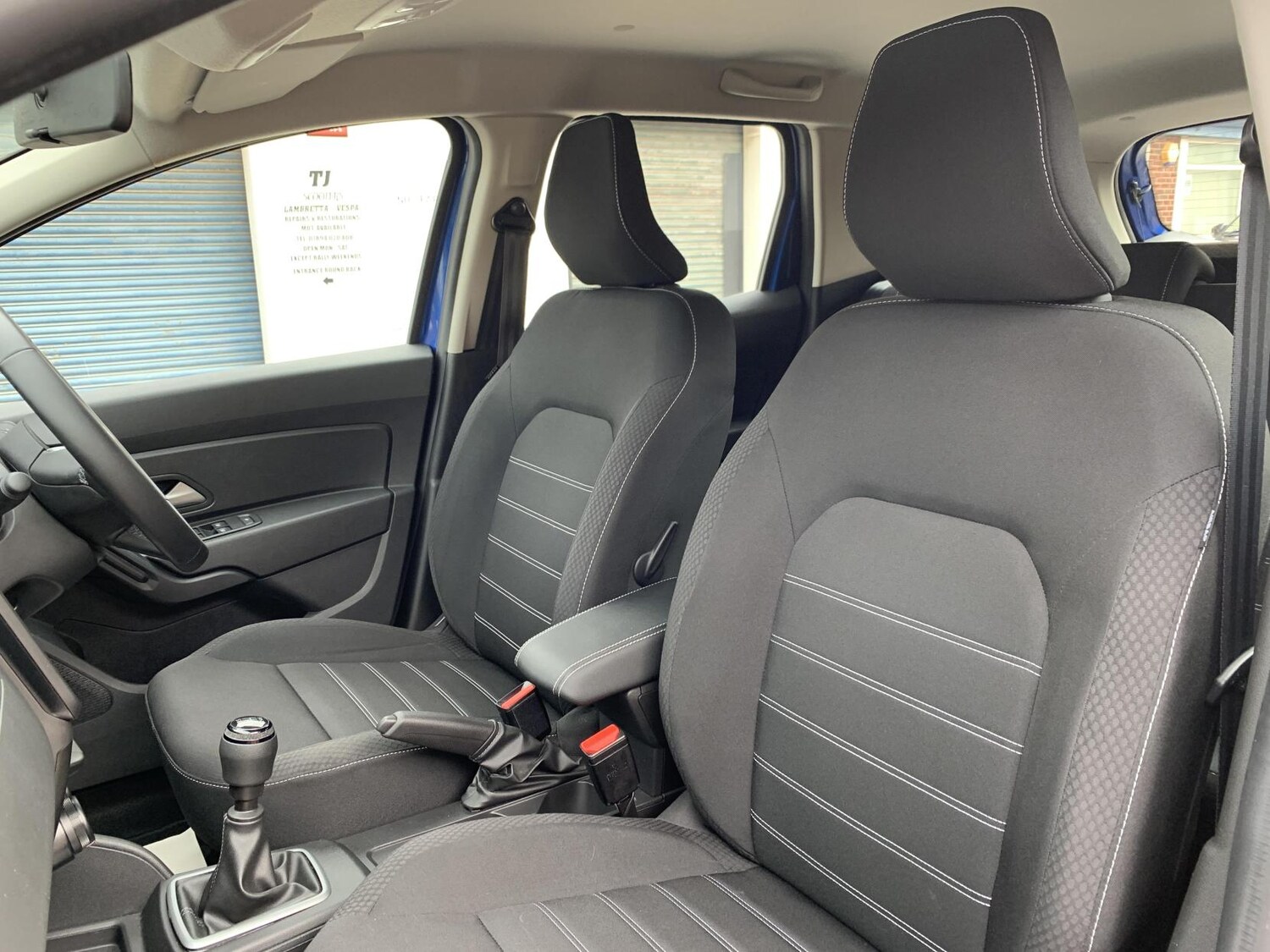 Used Dacia Duster 2023 for sale - 75935360: Photo 14