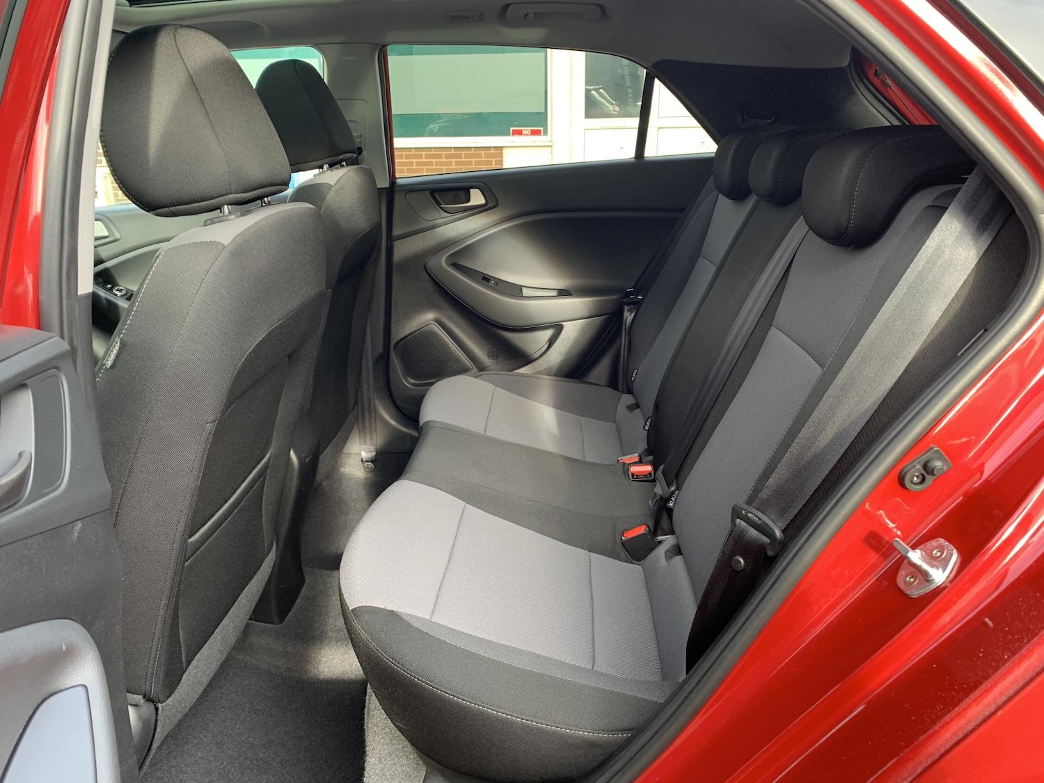 Used Hyundai i20 2017 for sale - 76384843: Photo 15