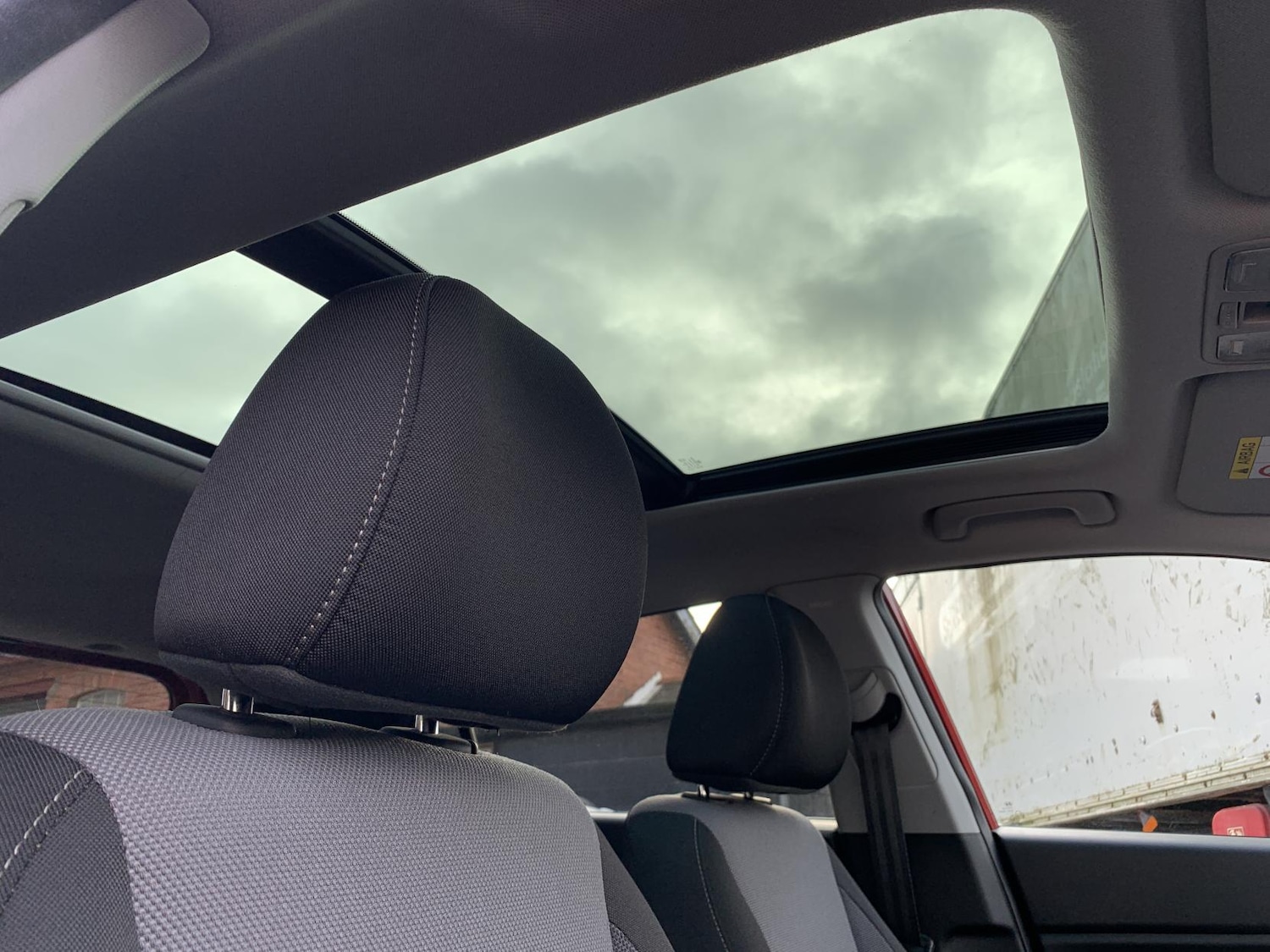 Used Hyundai i20 2017 for sale - 76384843: Photo 21