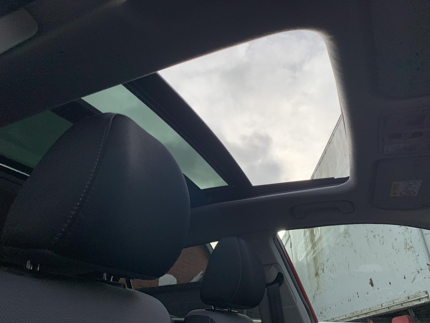 Used Hyundai i20 2017 for sale - 76384843: Photo 22