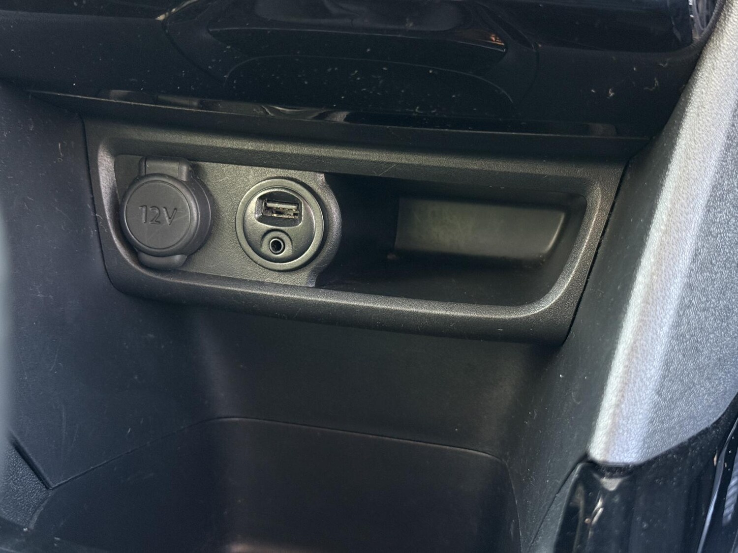 Used Peugeot 2008 2017 for sale - 76545471: Photo 31