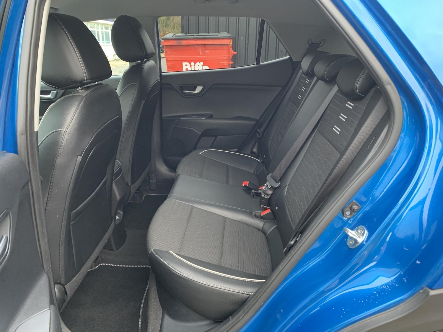 Used Kia Stonic 2022 for sale - 76908419: Photo 14