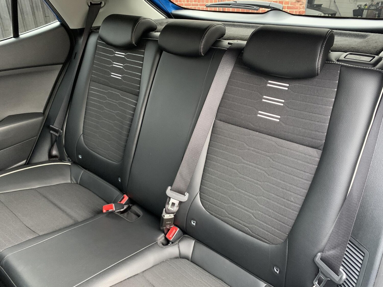 Used Kia Stonic 2022 for sale - 76908419: Photo 15