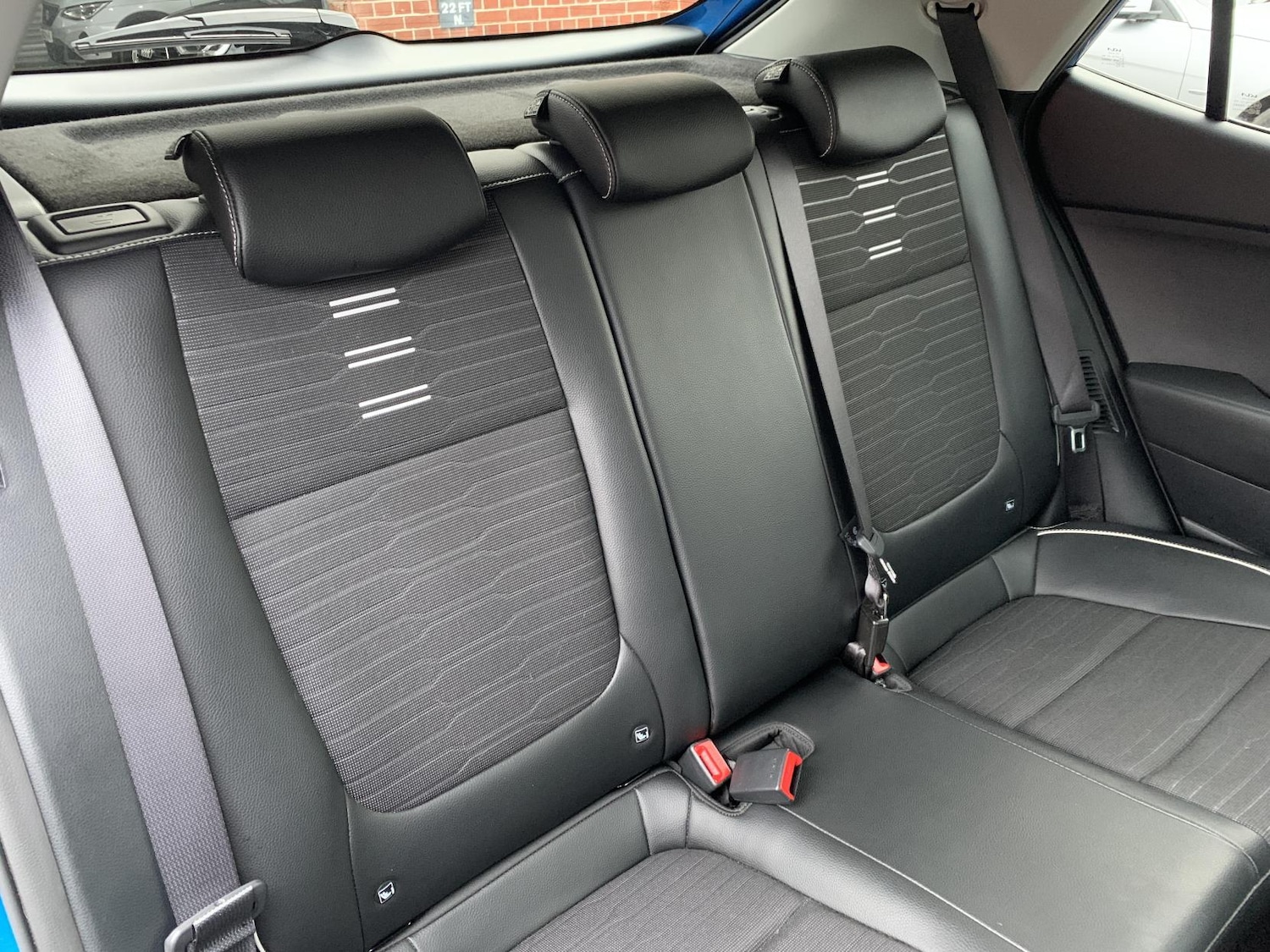 Used Kia Stonic 2022 for sale - 76908419: Photo 16