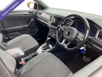 Used Volkswagen T-Roc 2020 for sale - 79054074: Photo