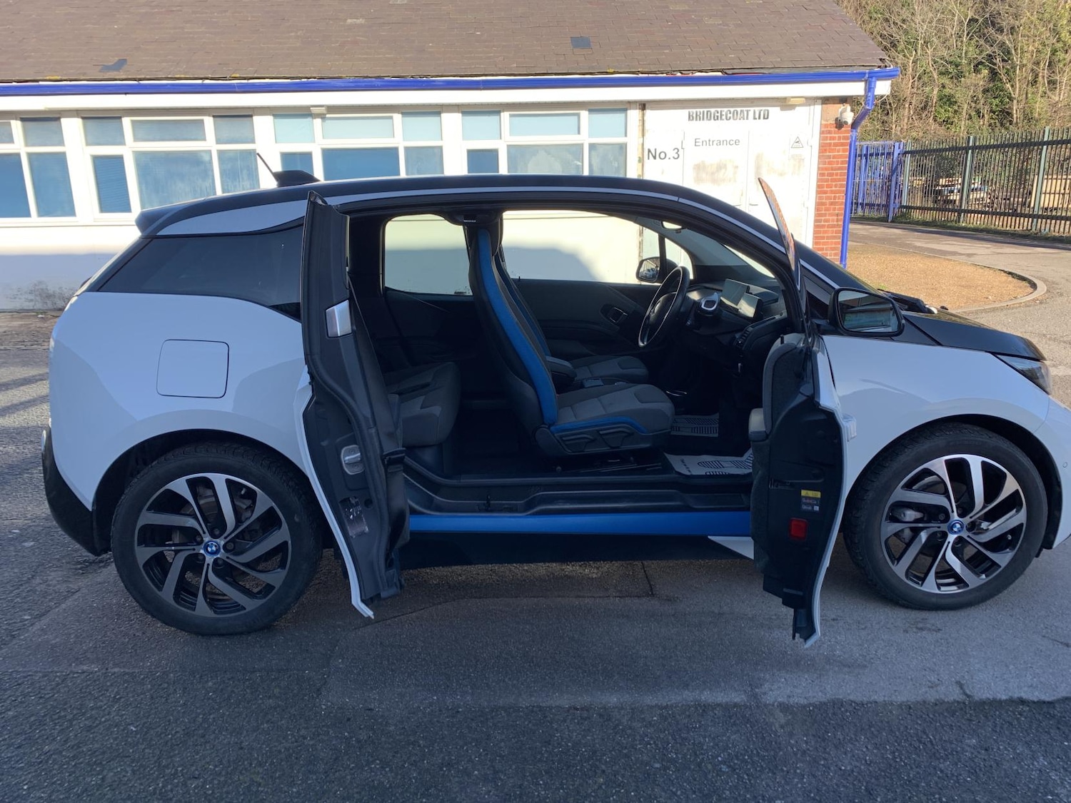 Used BMW i3 2018 for sale - 76975380: Photo 17