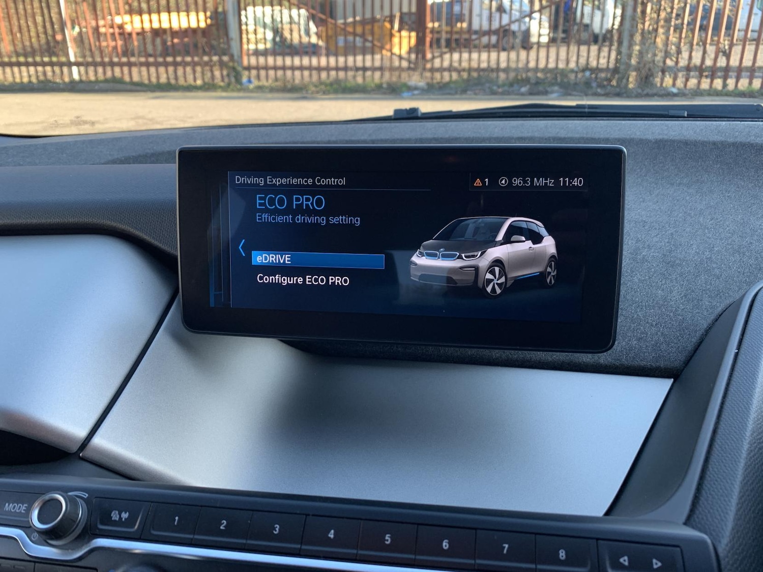 Used BMW i3 2018 for sale - 76975380: Photo 27