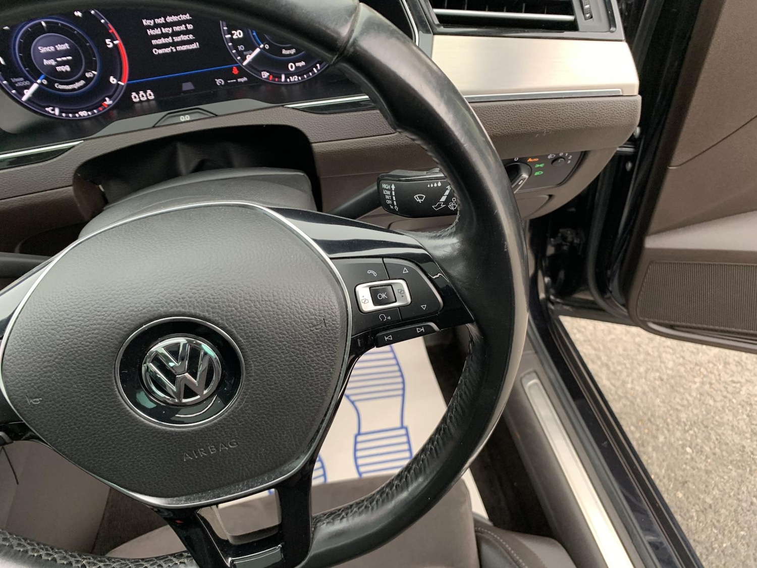 Used Volkswagen Passat 2016 for sale - 75935343: Photo 24