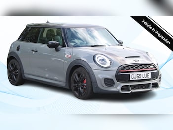 Used MINI Hatch 2019 for sale - 75973255: Photo