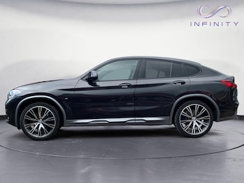 Used BMW X4 2018 for sale - 75852894: Photo