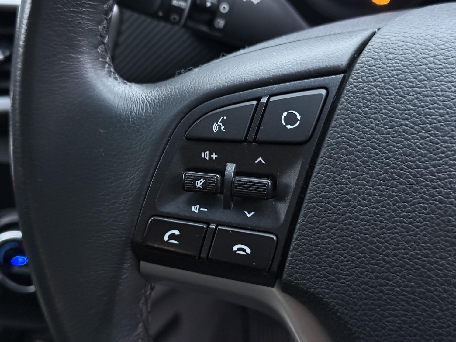 Used Hyundai TUCSON 2018 for sale - 76549017: Photo 23