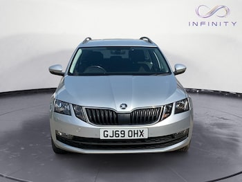 Used Skoda Octavia 2019 for sale - 75325982: Photo