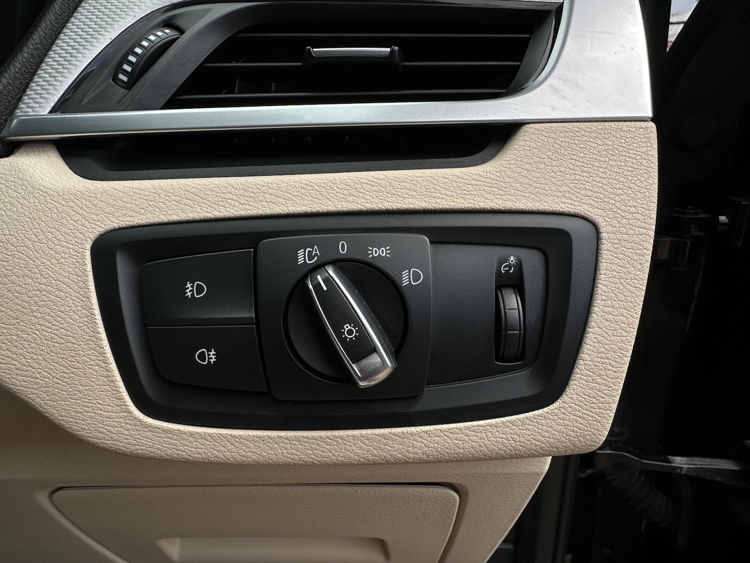 Used BMW X1 2017 for sale - 76079900: Photo 25
