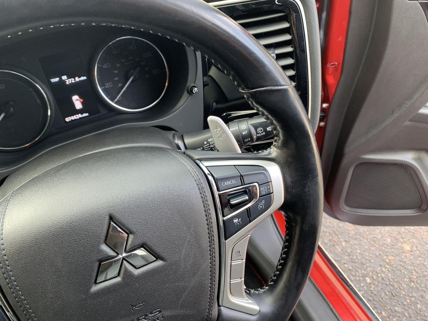 Used Mitsubishi Outlander 2018 for sale - 76344878: Photo 23
