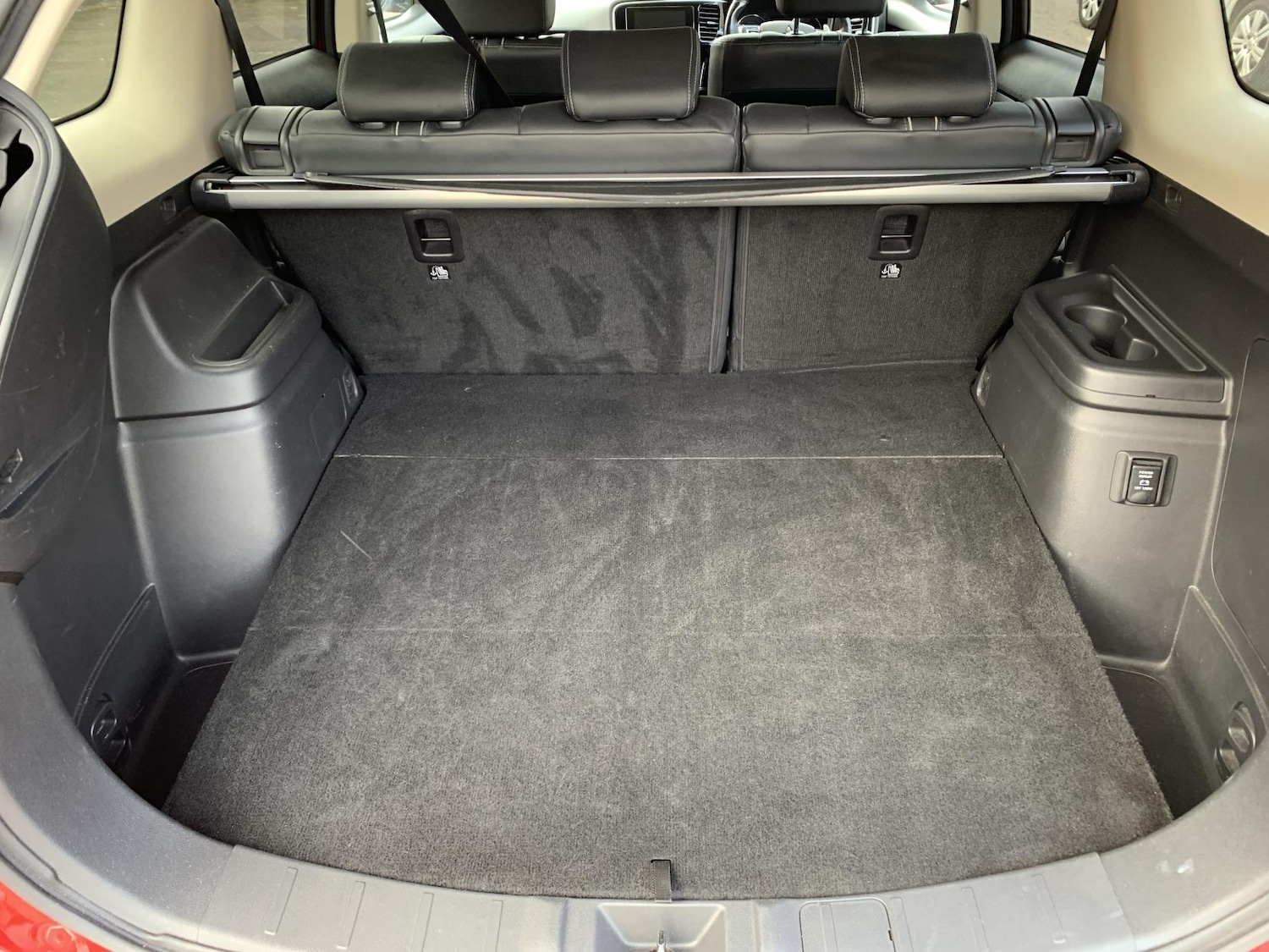 Used Mitsubishi Outlander 2018 for sale - 76344878: Photo 9