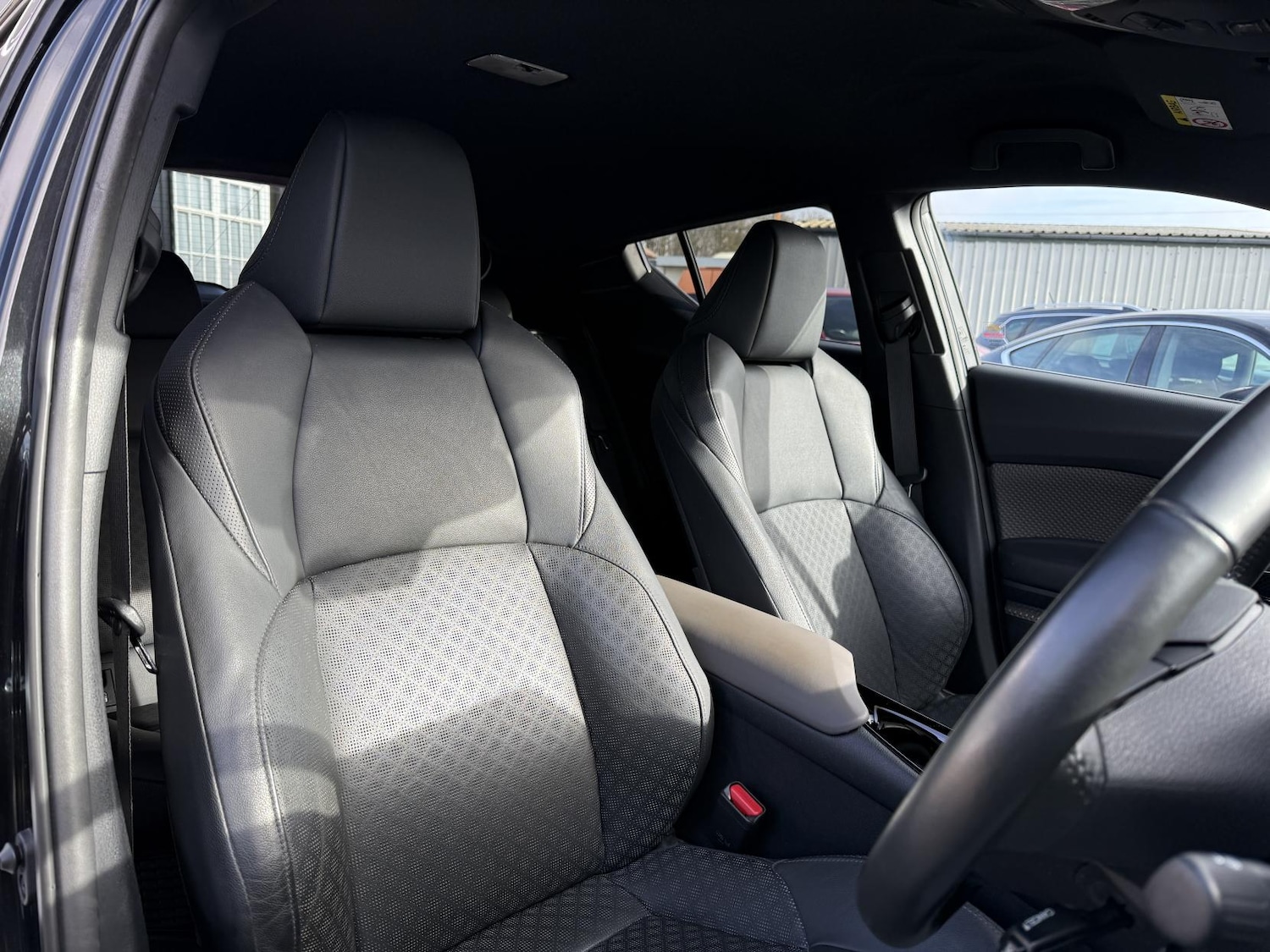 Used Toyota C-HR 2022 for sale - 77438781: Photo 13