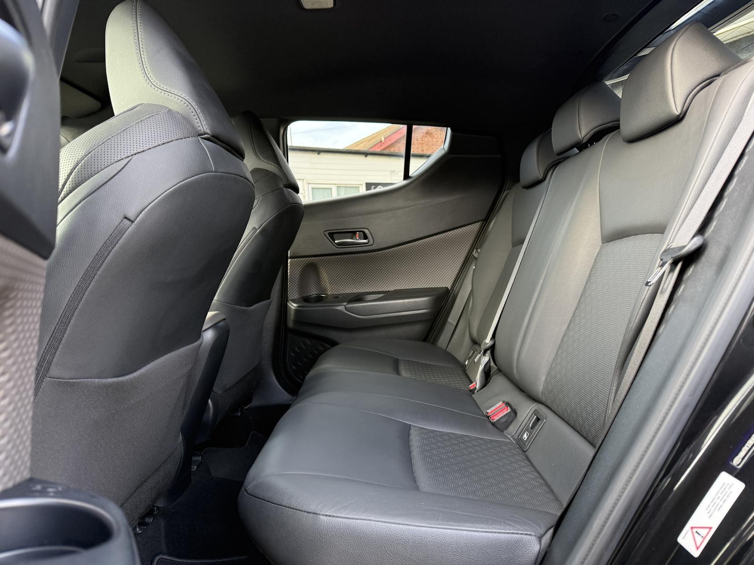 Used Toyota C-HR 2022 for sale - 77438781: Photo 17