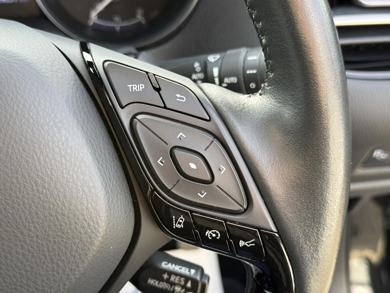 Used Toyota C-HR 2022 for sale - 77438781: Photo 26