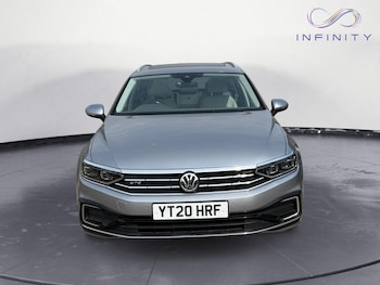 Used Volkswagen Passat 2020 for sale - 79299529: Photo