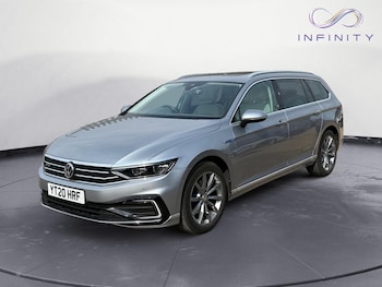 Used Volkswagen Passat 2020 for sale - 79299529: Photo