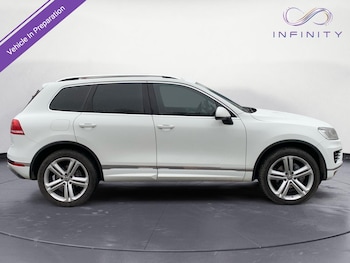 Used Volkswagen Touareg 2017 for sale - 77682241: Photo