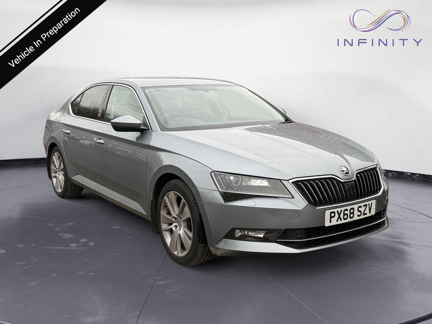 Used Skoda Superb 2018 for sale - 76494355: Photo 1