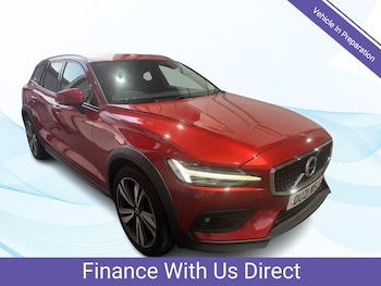 Used Volvo V60 2021 for sale - 78808230: Photo