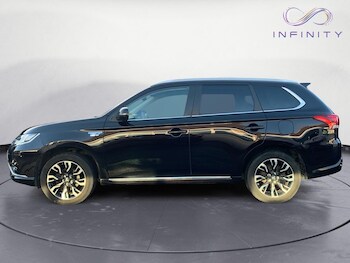 Used Mitsubishi Outlander 2016 for sale - 76908402: Photo