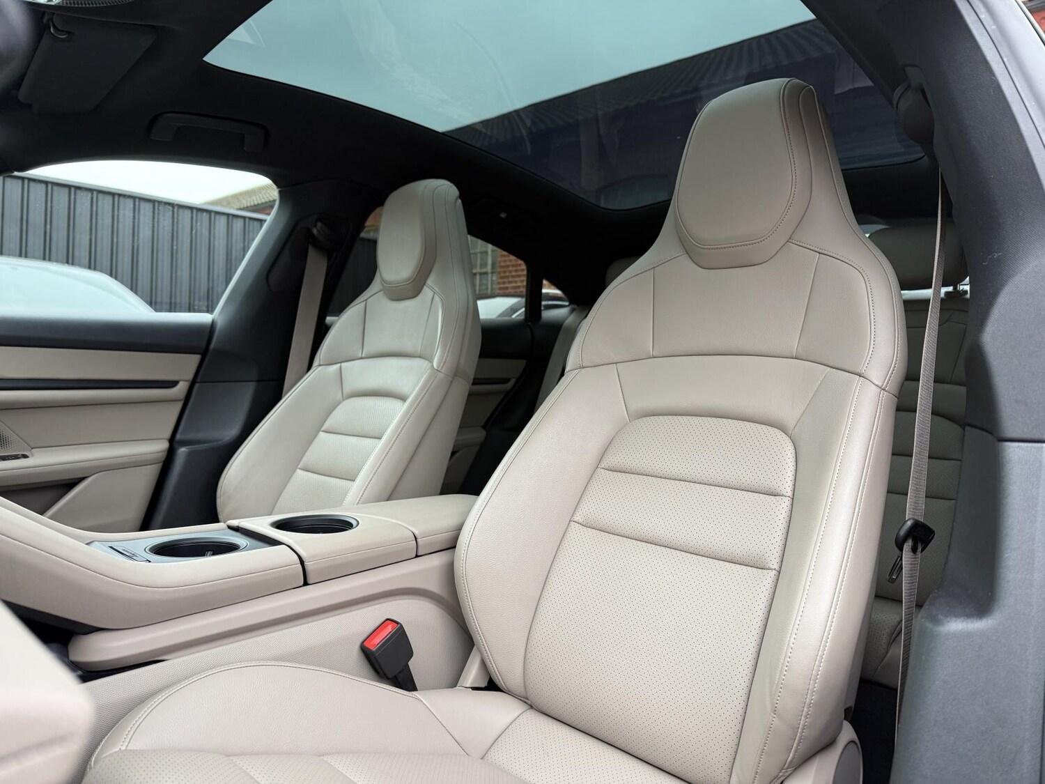 Used Porsche Taycan 2021 for sale - 76882182: Photo 18