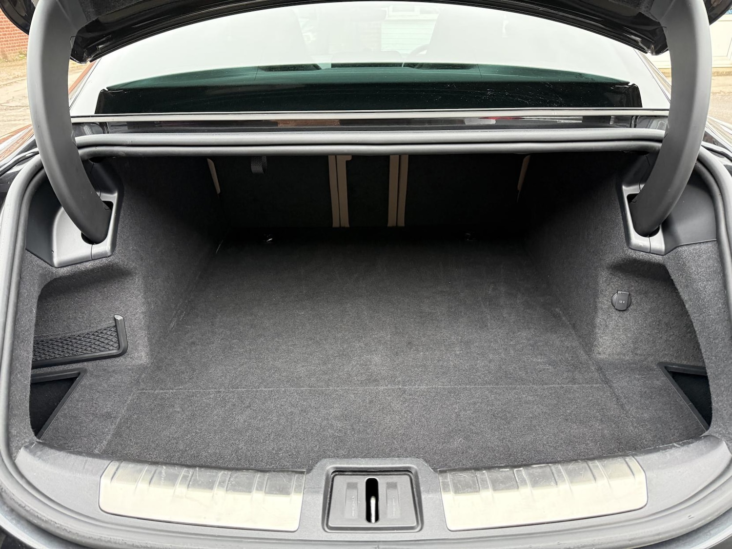 Used Porsche Taycan 2021 for sale - 76882182: Photo 24