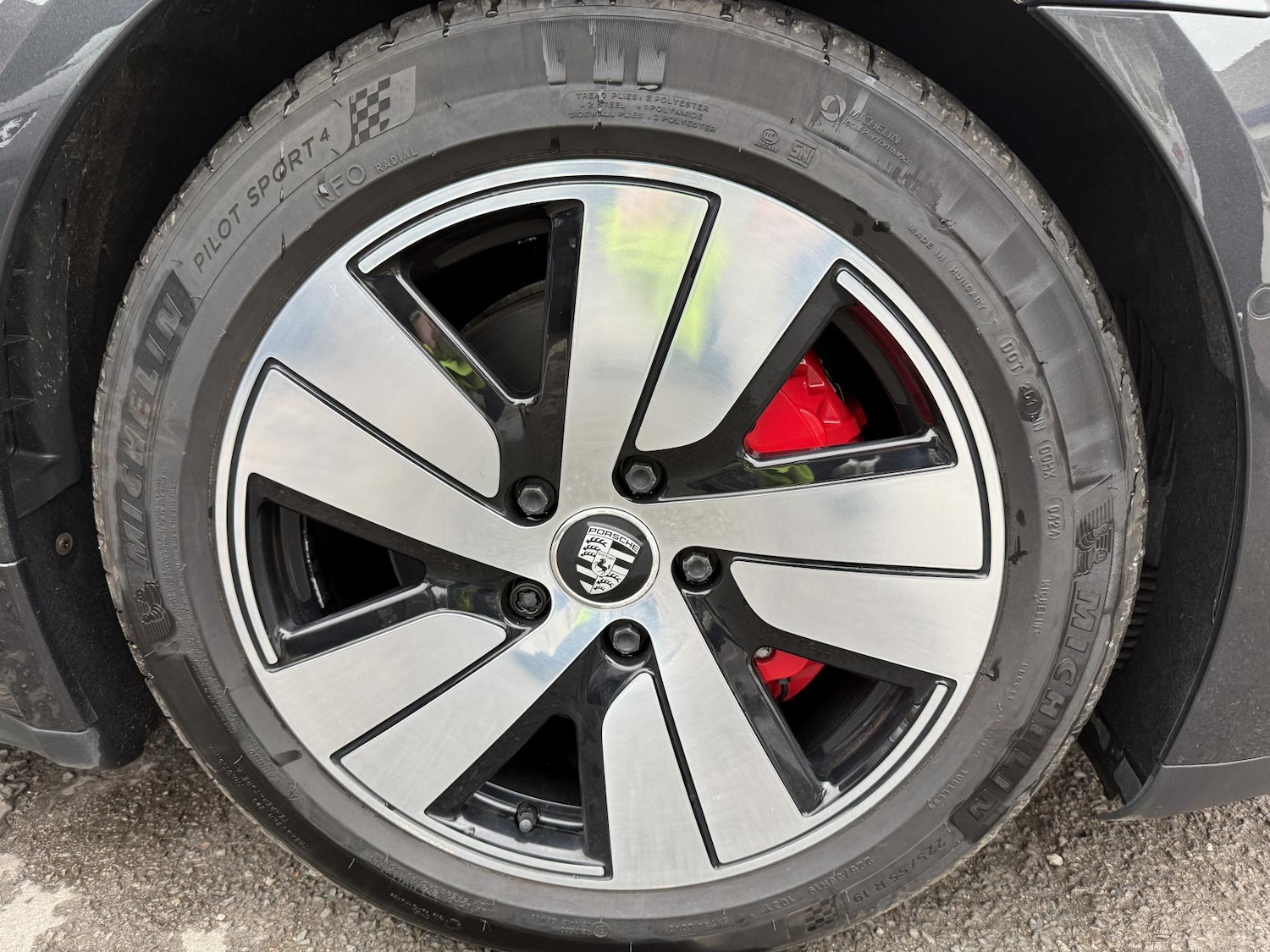 Used Porsche Taycan 2021 for sale - 76882182: Photo 50