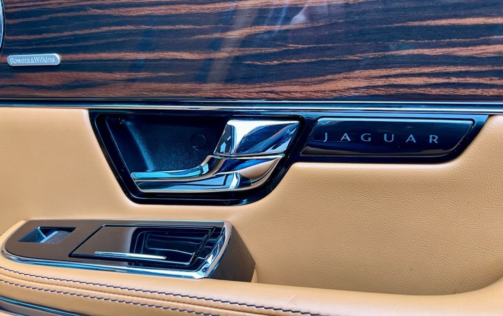 Used Jaguar XJ 2011 for sale - 76820659: Photo 14