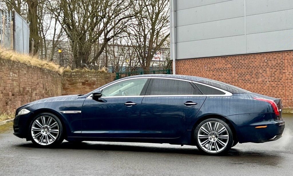Used Jaguar XJ 2011 for sale - 76820659: Photo 8