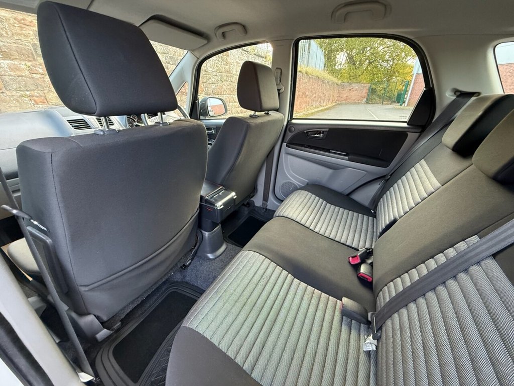 Used Suzuki SX4 2011 for sale - 76820401: Photo 14