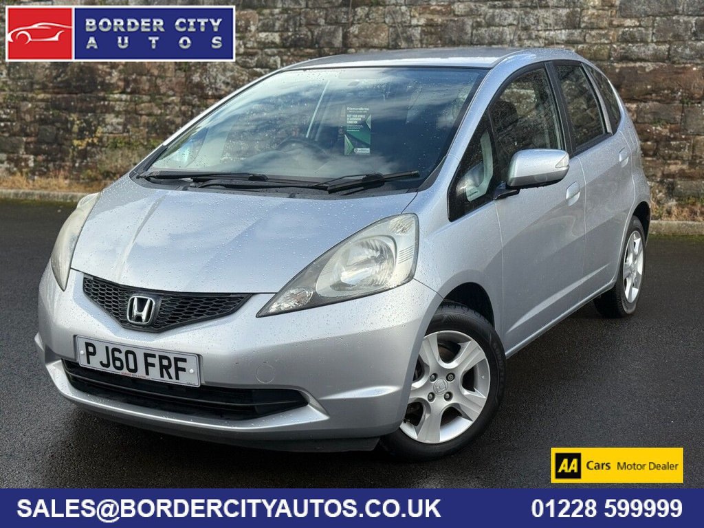 Used Honda Jazz 2011 for sale - 76820184: Photo 1