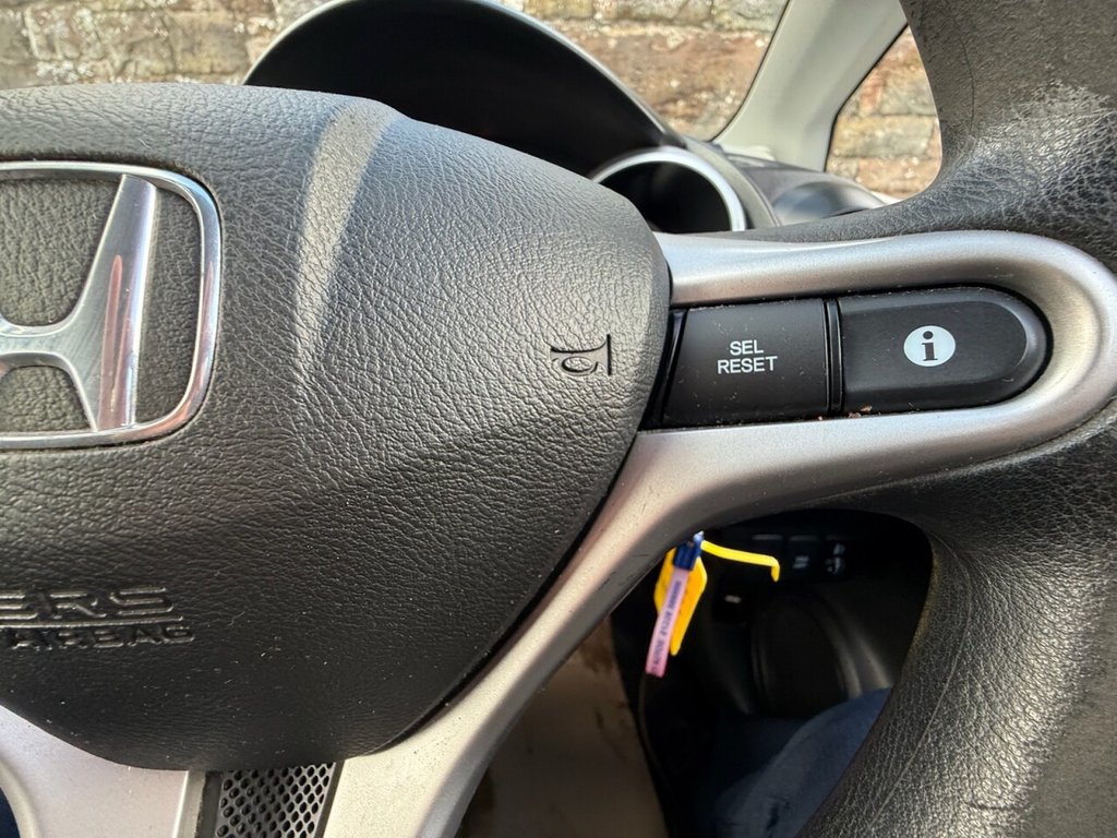 Used Honda Jazz 2011 for sale - 76820184: Photo 23