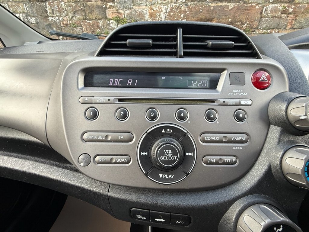 Used Honda Jazz 2011 for sale - 76820184: Photo 29