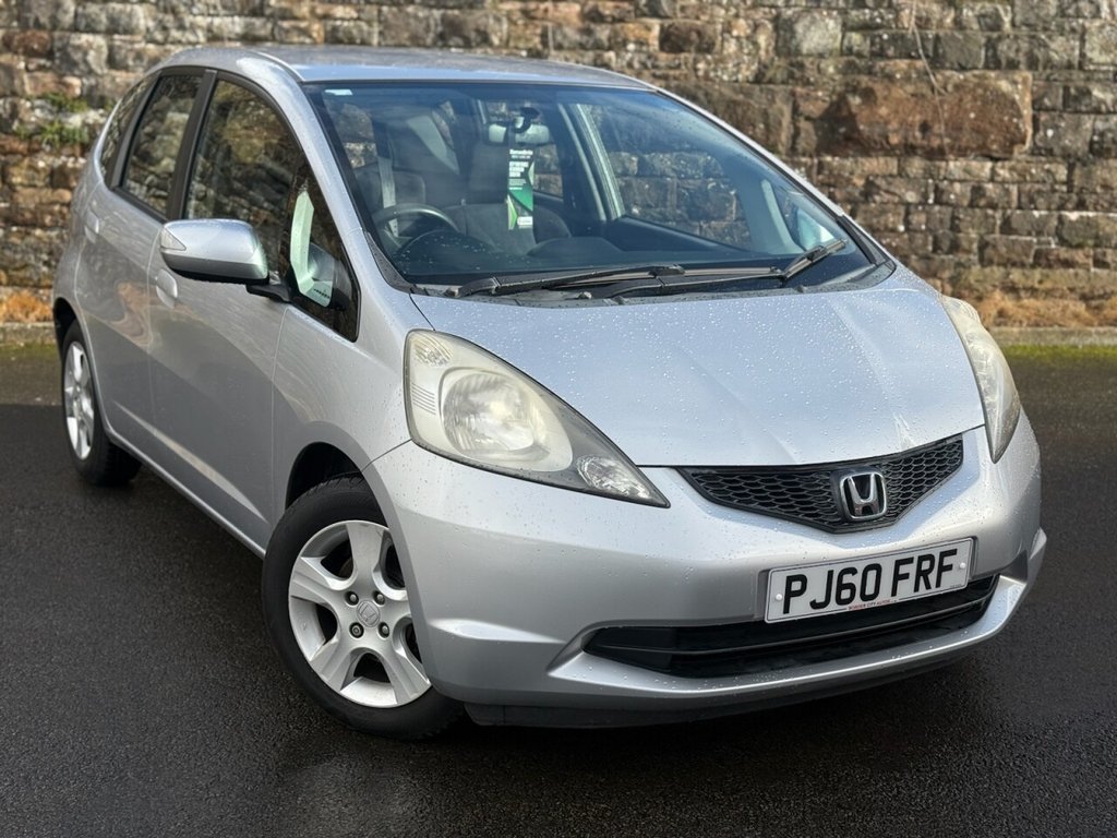 Used Honda Jazz 2011 for sale - 76820184: Photo 3