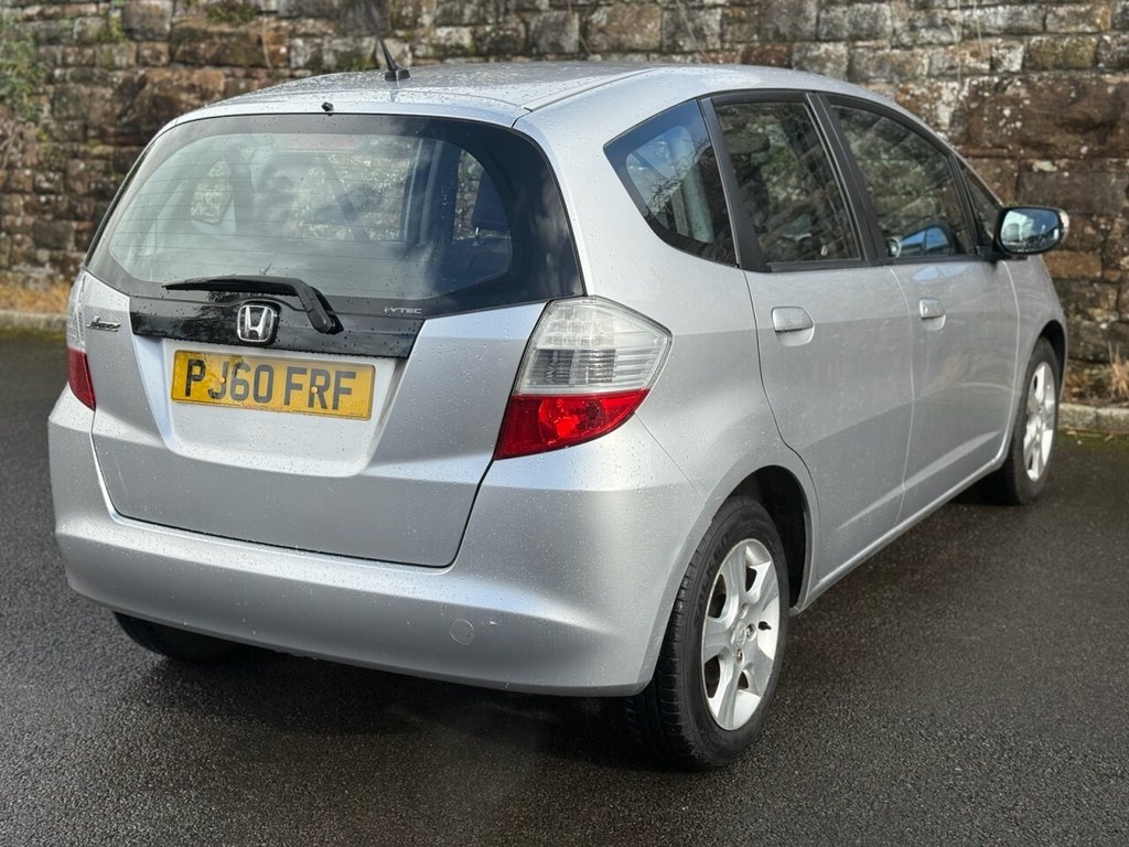 Used Honda Jazz 2011 for sale - 76820184: Photo 6