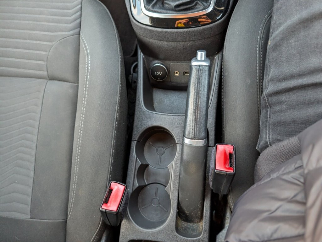 Used Ford Fiesta 2015 for sale - 77990805: Photo 6