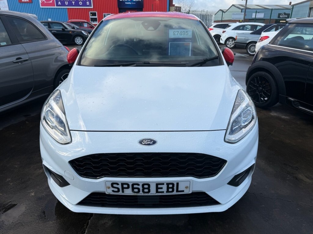 Used Ford Fiesta 2018 for sale - 76820409: Photo 2