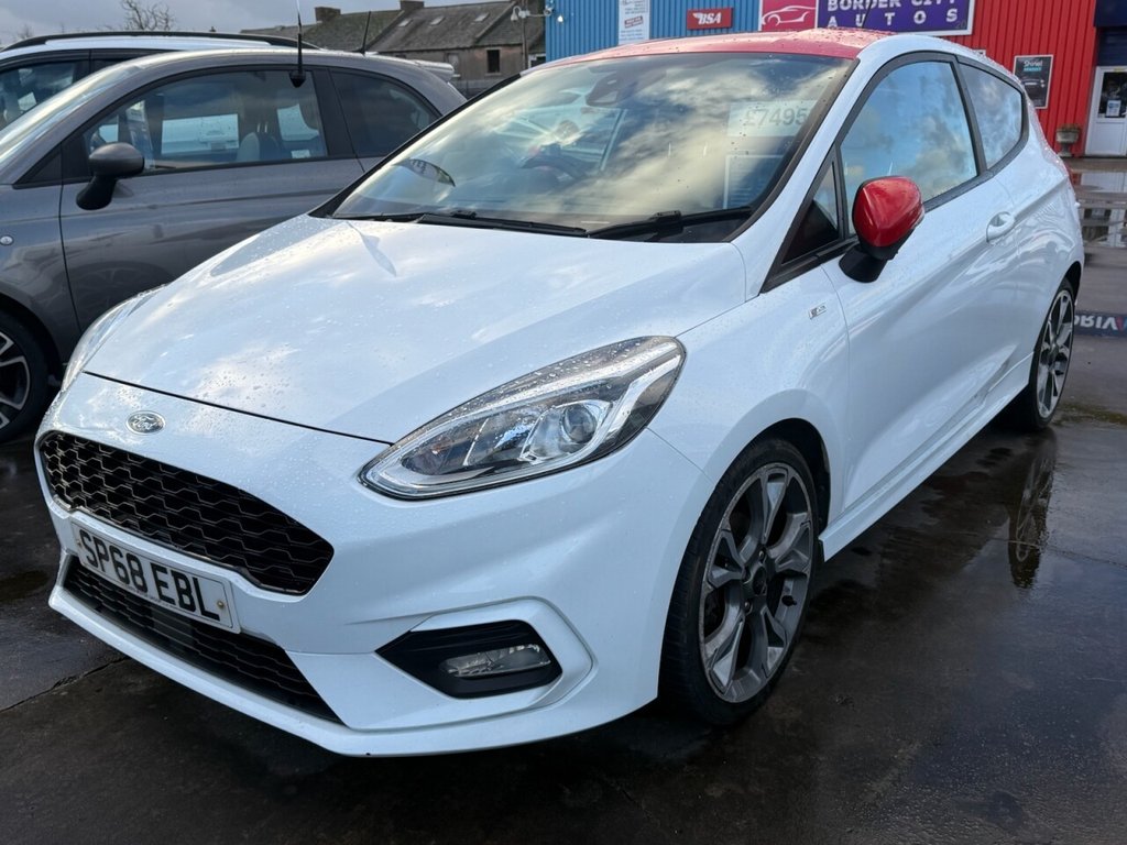 Used Ford Fiesta 2018 for sale - 76820409: Photo 3