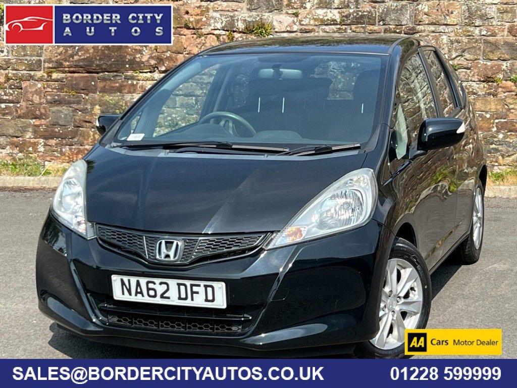 Used Honda Jazz 2012 for sale - 76820647: Photo 1