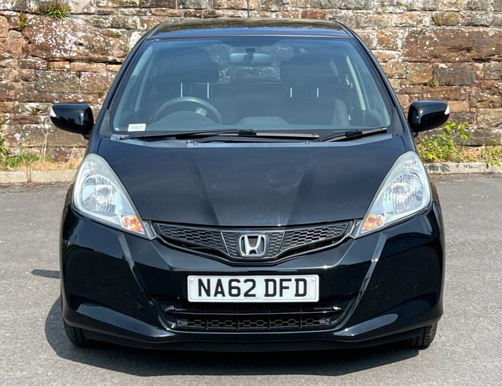 Used Honda Jazz 2012 for sale - 76820647: Photo 2