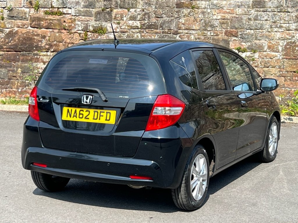 Used Honda Jazz 2012 for sale - 76820647: Photo 5