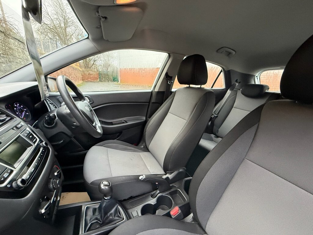 Used Hyundai i20 2017 for sale - 77121700: Photo 16