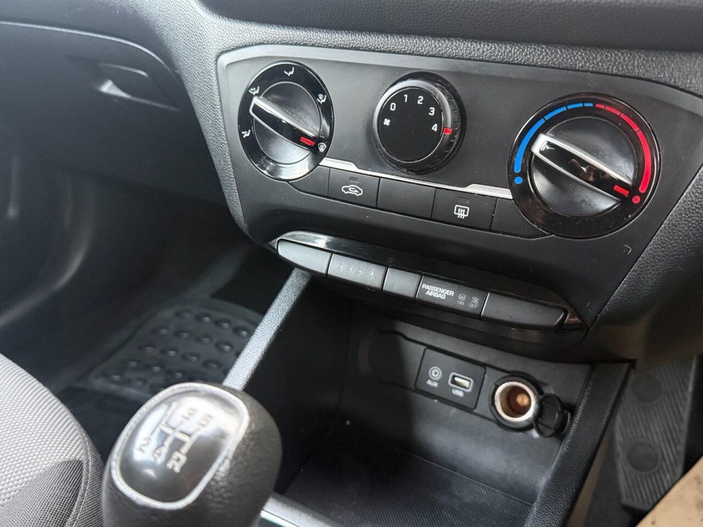 Used Hyundai i20 2017 for sale - 77121700: Photo 24