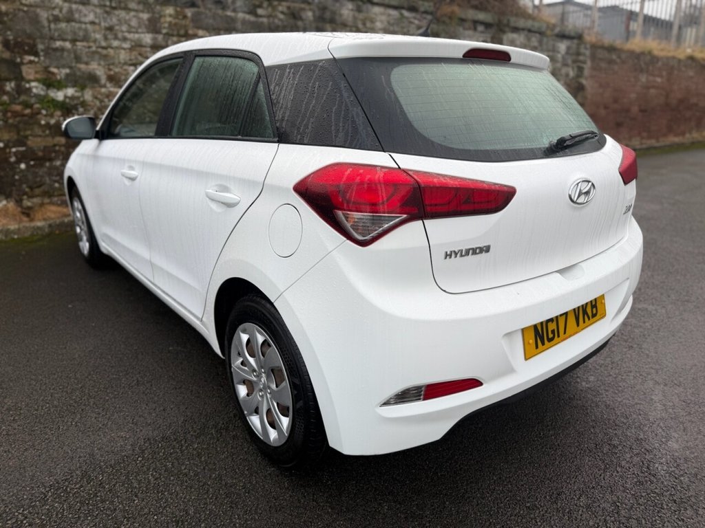 Used Hyundai i20 2017 for sale - 77121700: Photo 8